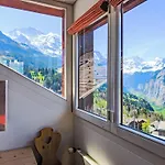 Lägenhet Eiger By Interhome
